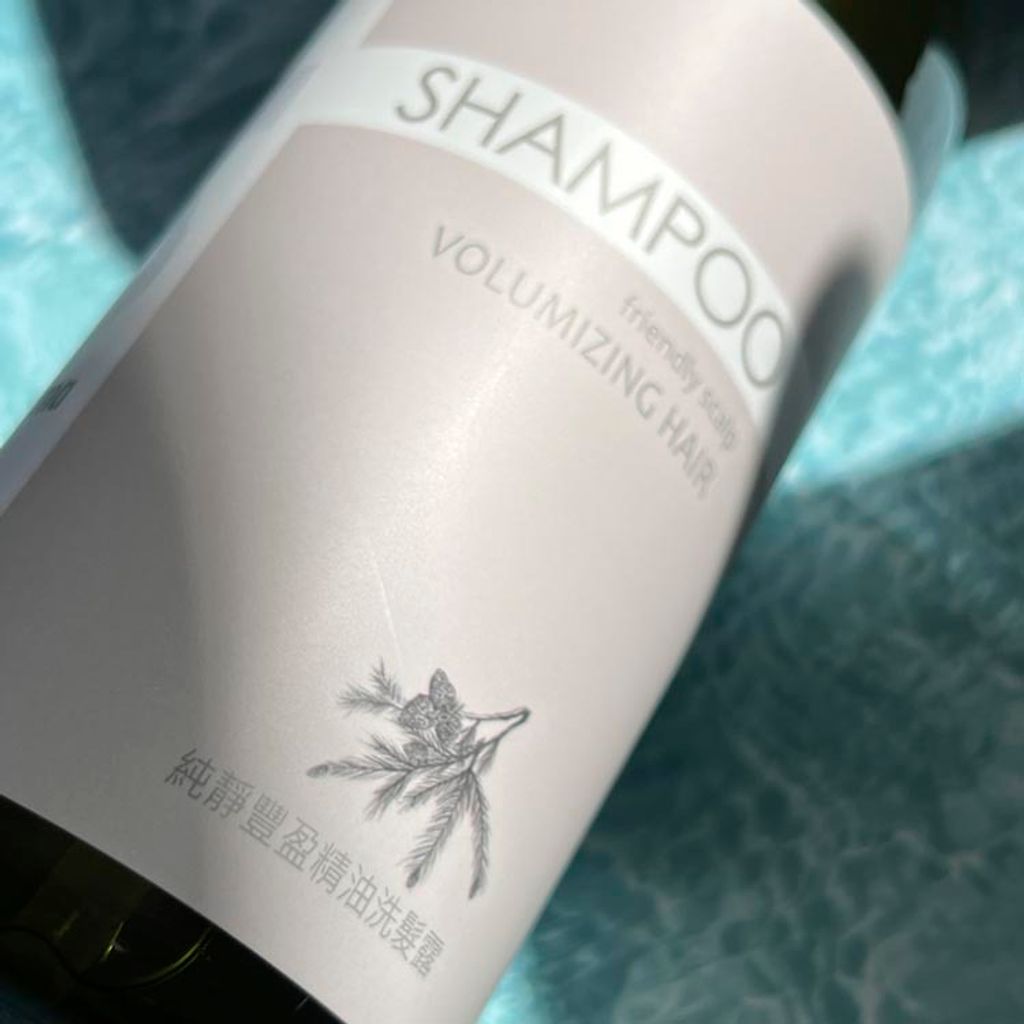 純靜豐盈洗髮露_2_特寫