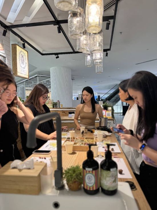 Private Candle Workshop | Glow Hub