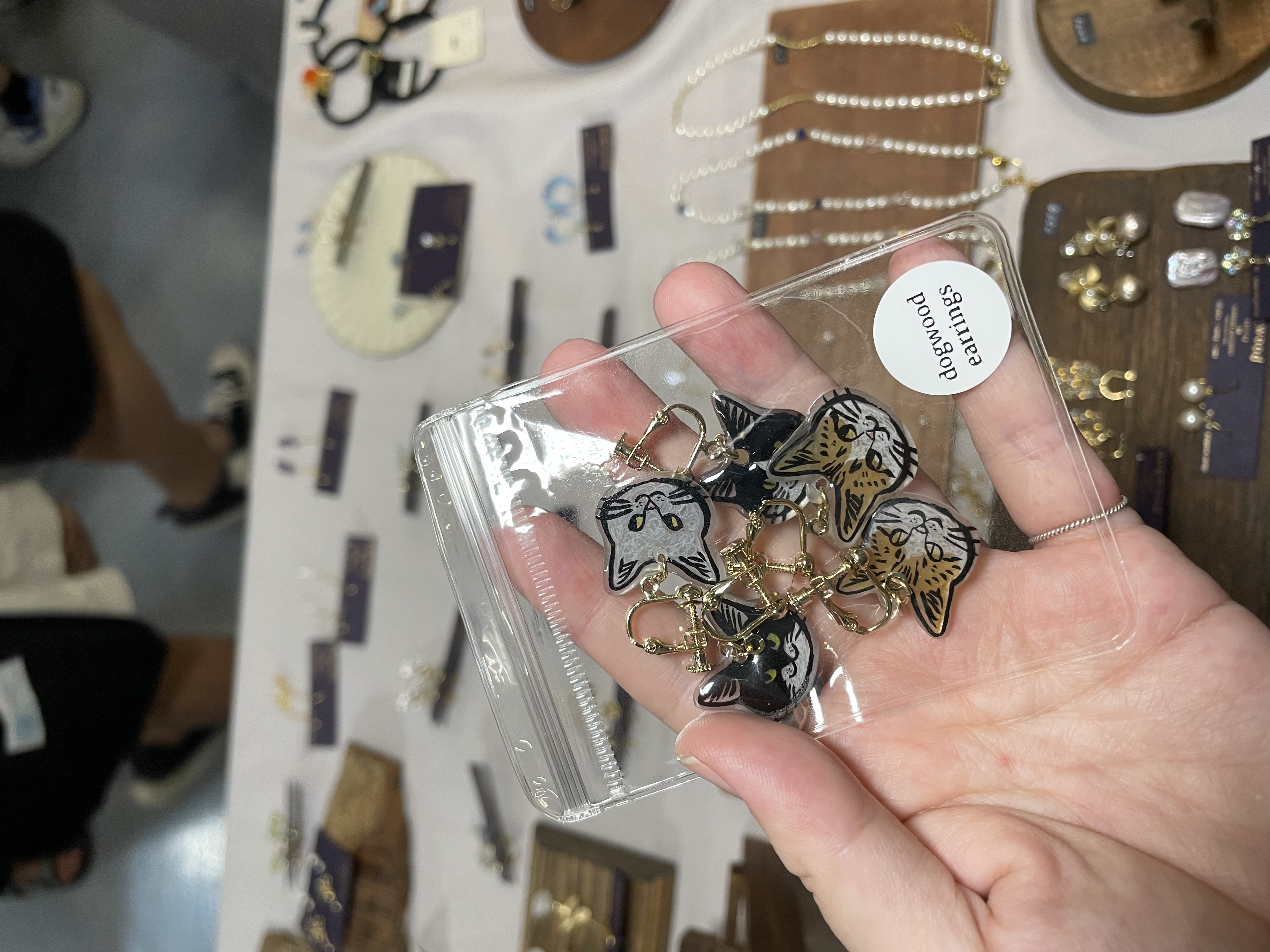 D9C15712-52B9-43EF-9517-46D0D4073E56