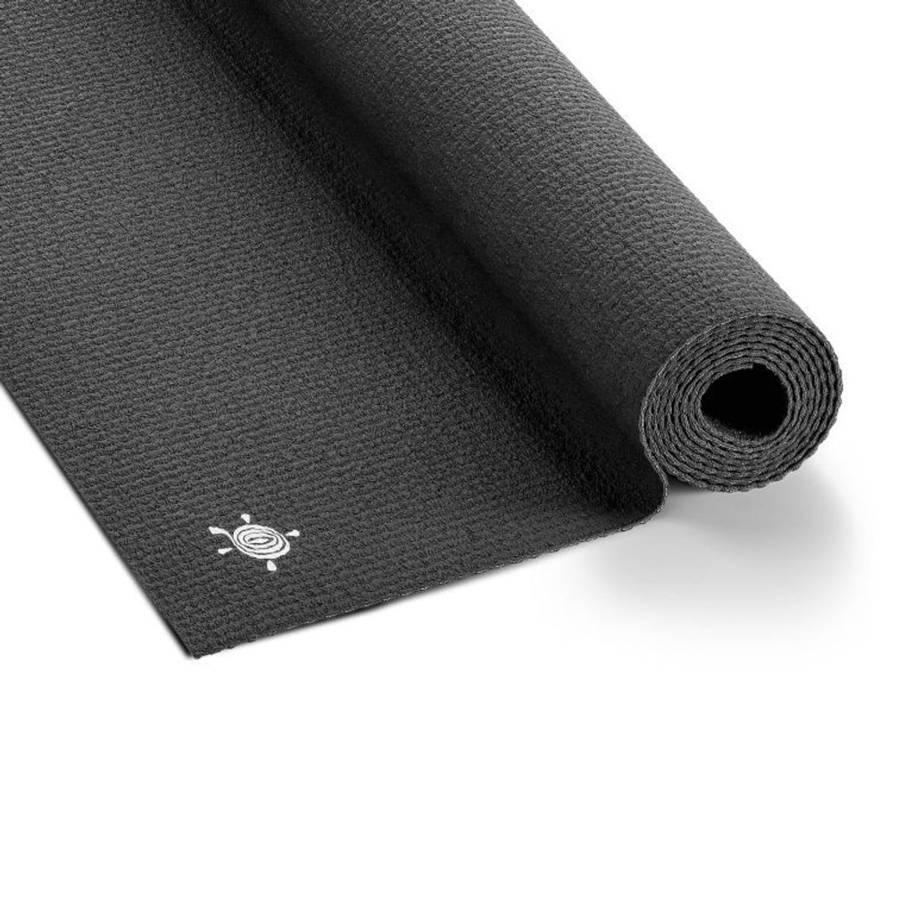 kurma_yoga_mat_fold-n-flow_anthracite_rolled-768x768