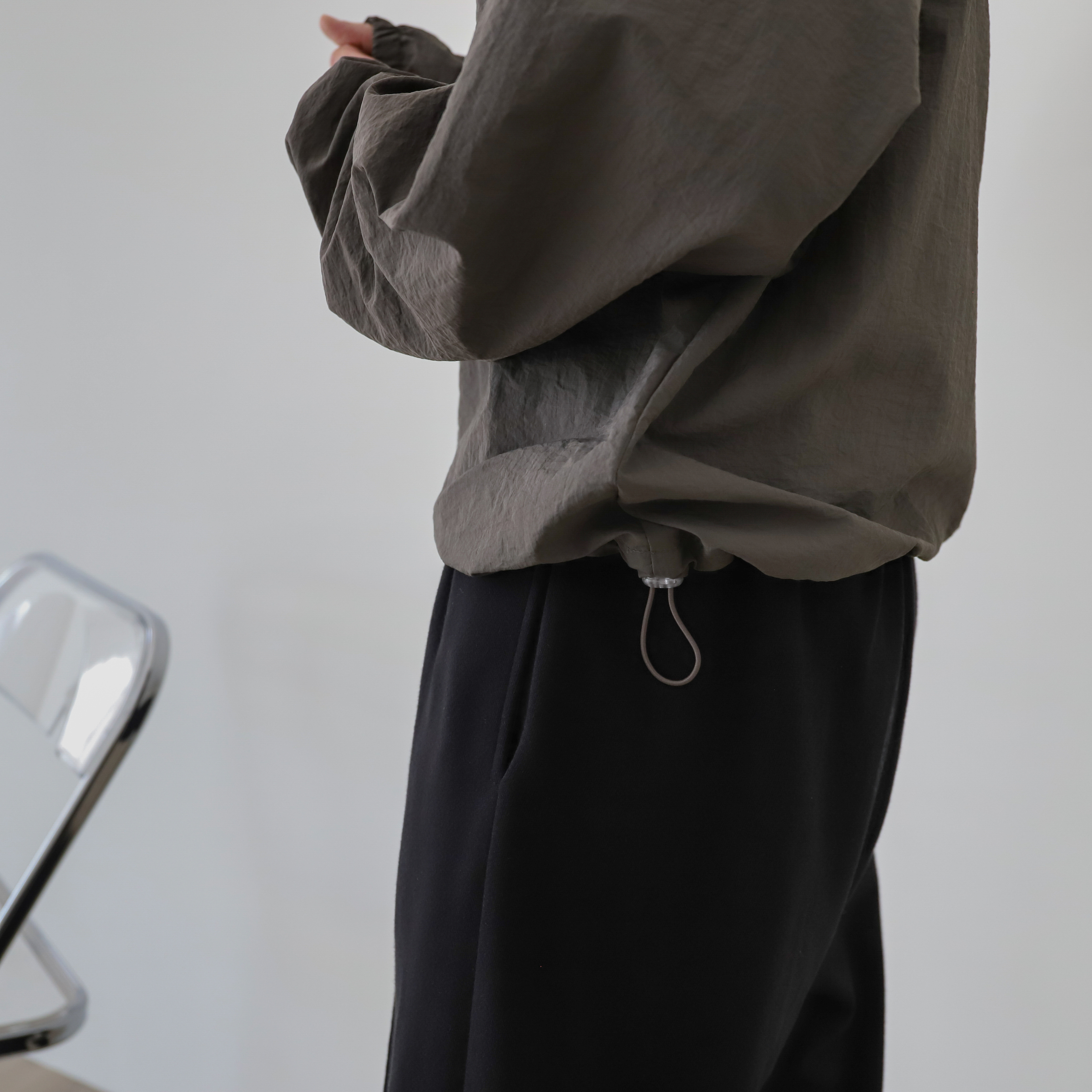 005