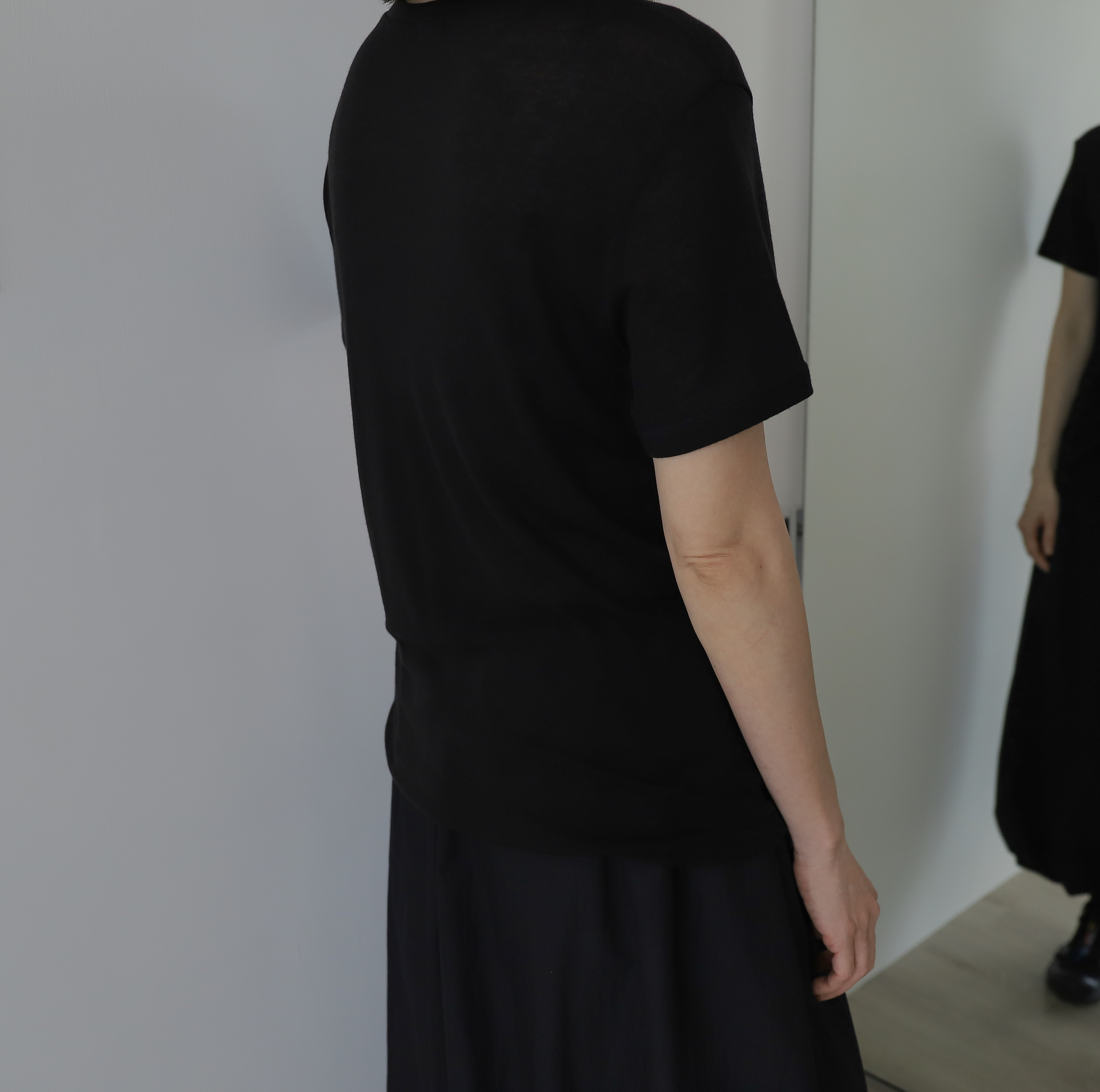 033