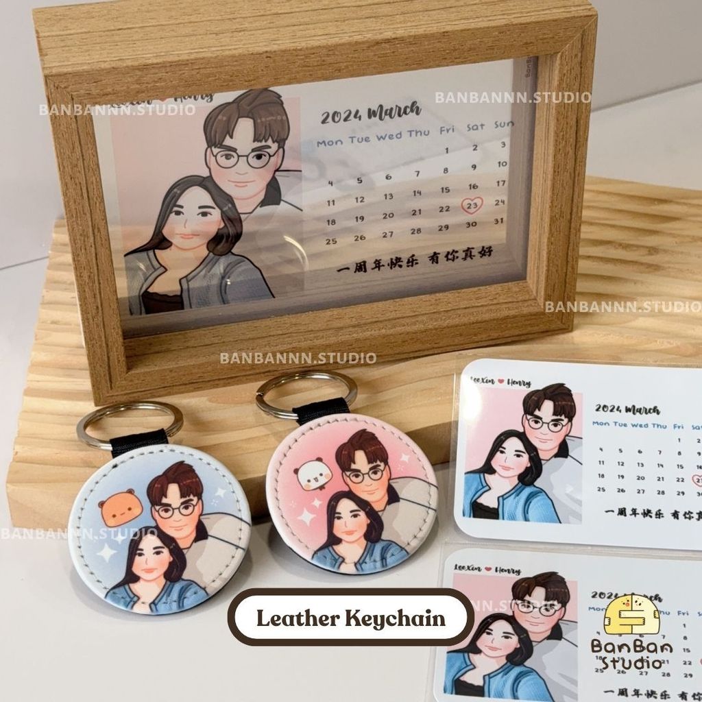 Frame & Keychains (3)