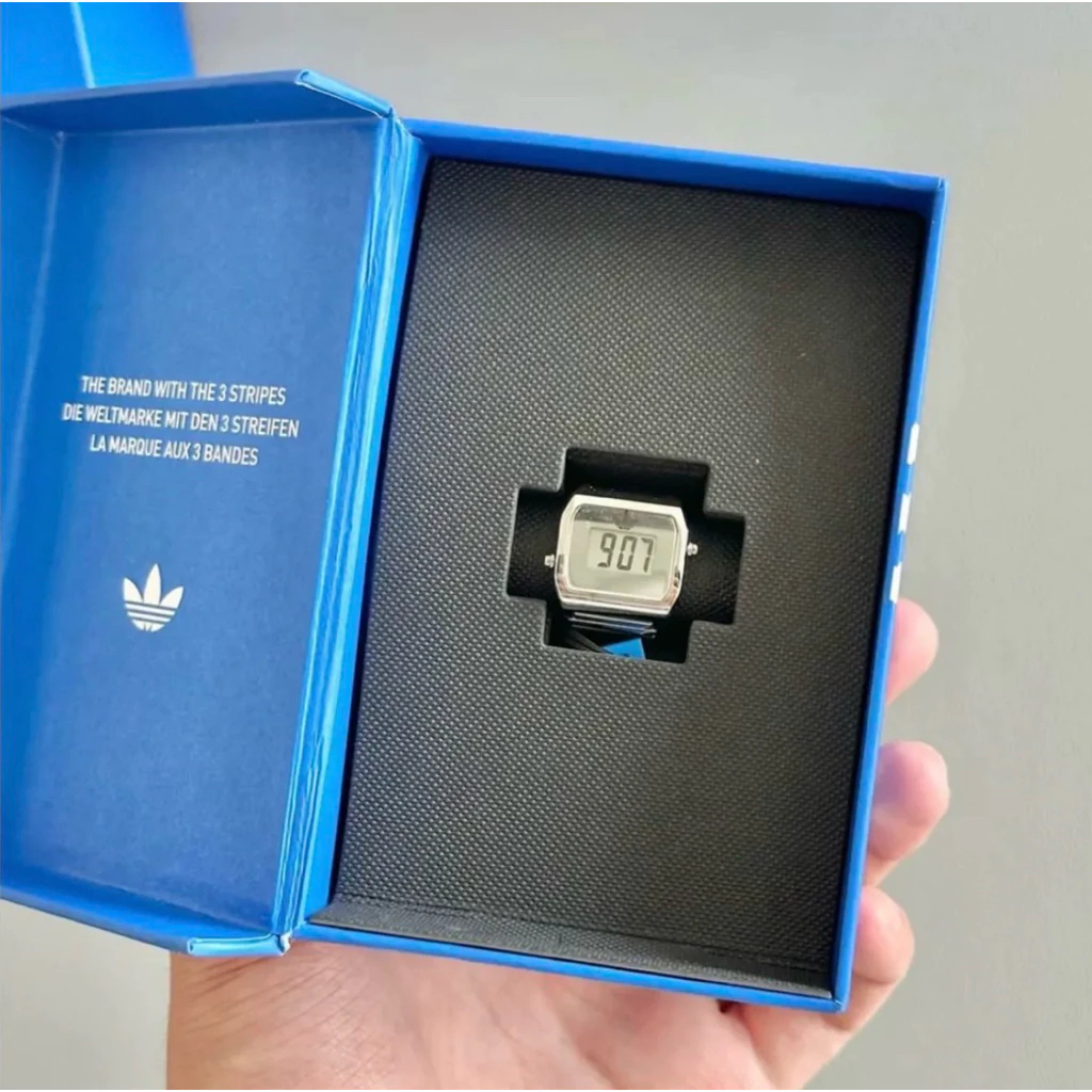 tw-11134211-820le-mos1nhheeqku53