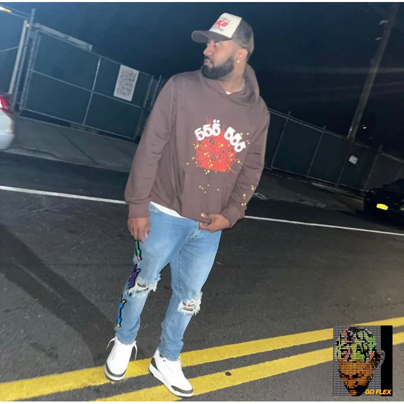 tw-11134207-7qul0-lgumg87sk94c79