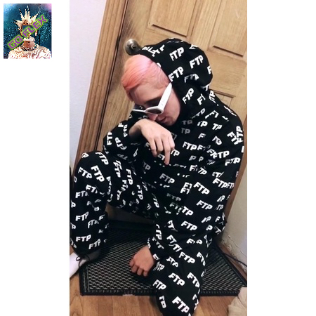 tw-11134211-7r98o-lptpj3gz9khu99