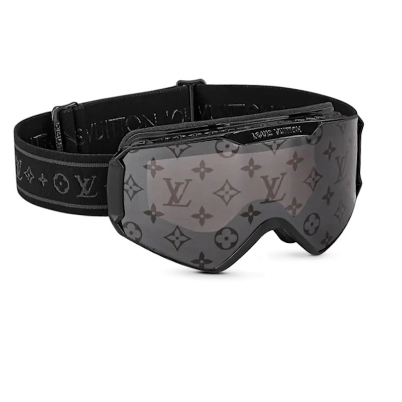 tw-11134207-7qul4-lg1f6m3xkav523