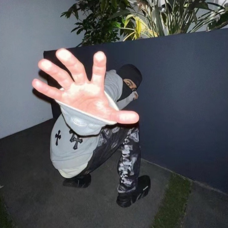 tw-11134207-7qul4-lfq02bvyuarx36