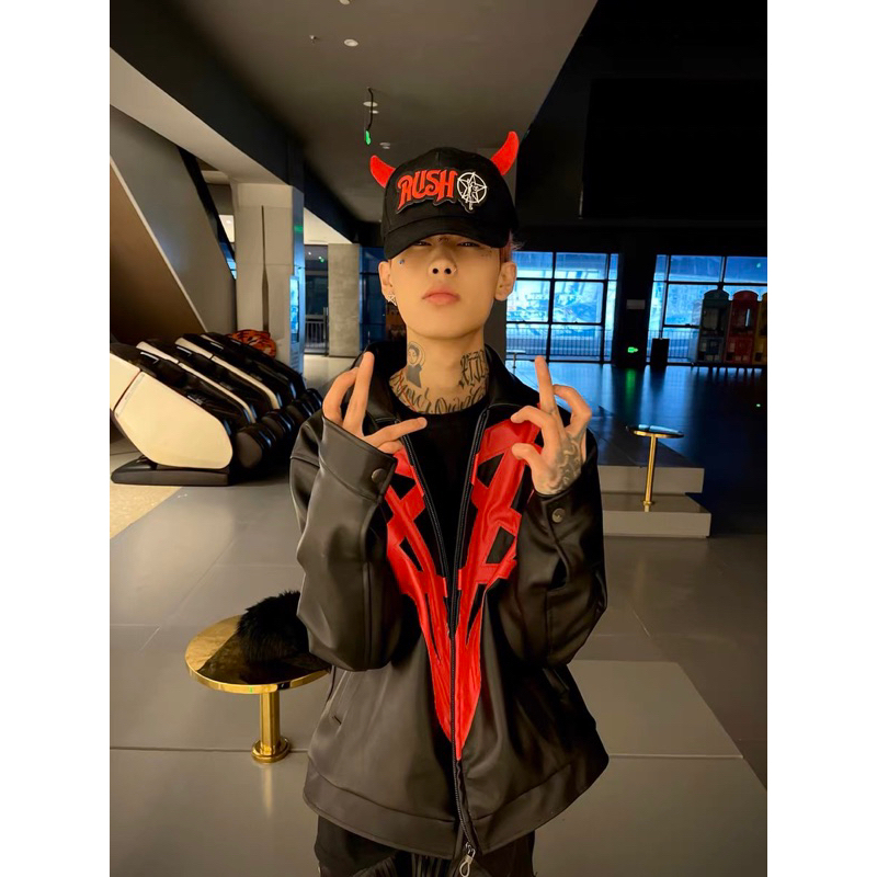 tw-11134207-7qukz-lexvvmt54g1z0e