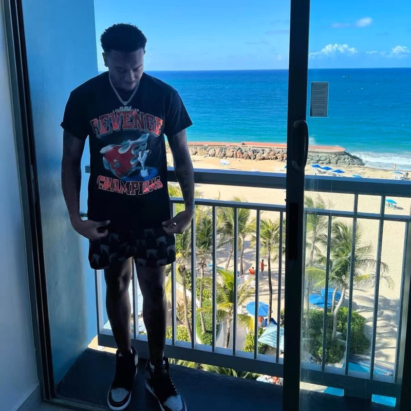 tw-11134207-7qula-lf2sr3emva6fce