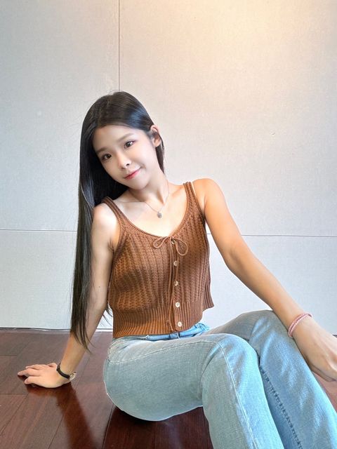D8F8E3C6-35F8-4FDA-9957-25D73918C59E