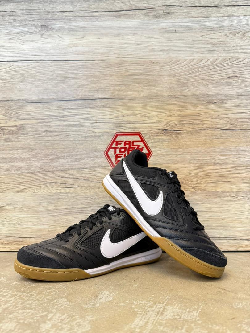 kasut futsal nike 2020