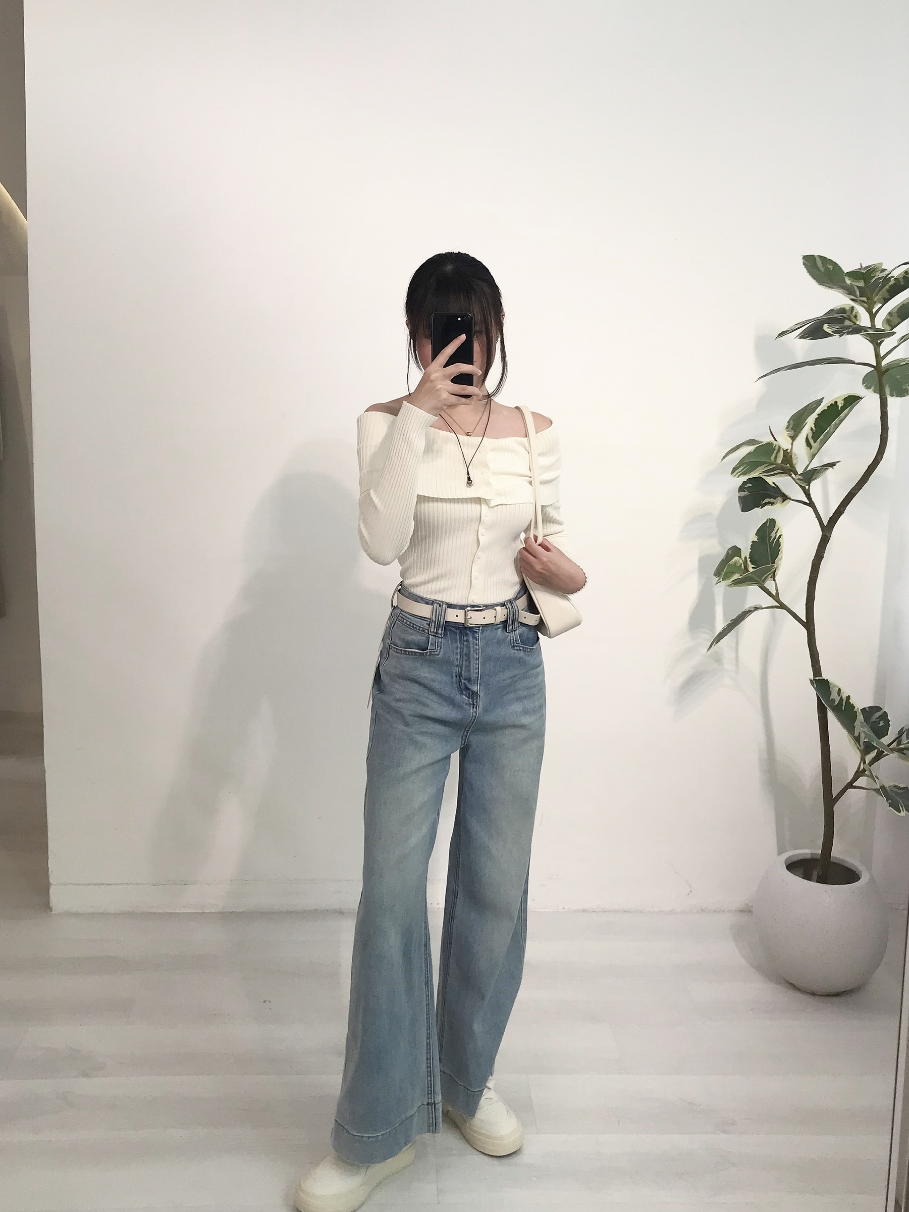 retouch_2026040513120069