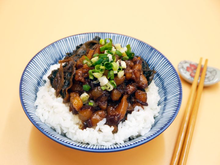 梅干扣滷肉飯ok
