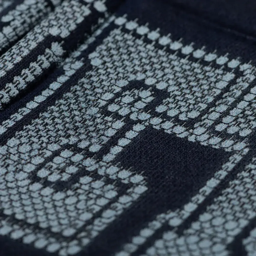 46_0b61ea57-8725-4f8b-8e35-326637bec808_960x_crop_center