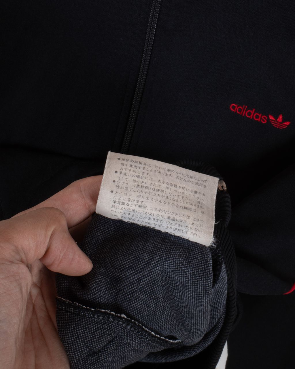 R0027103