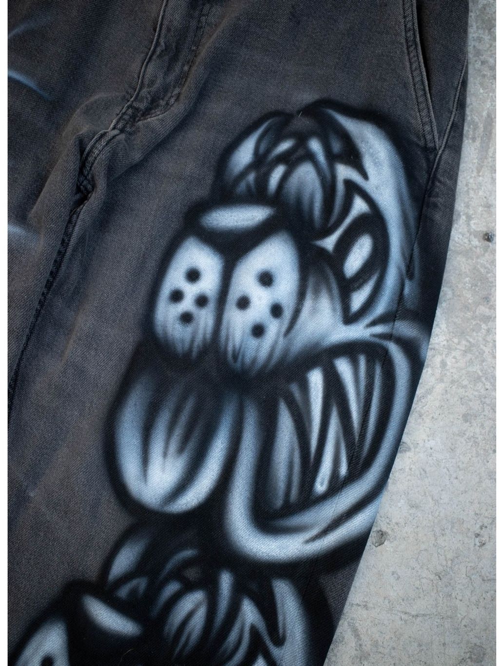 tw-11134207-7rbke-m95tyll9z9rt00