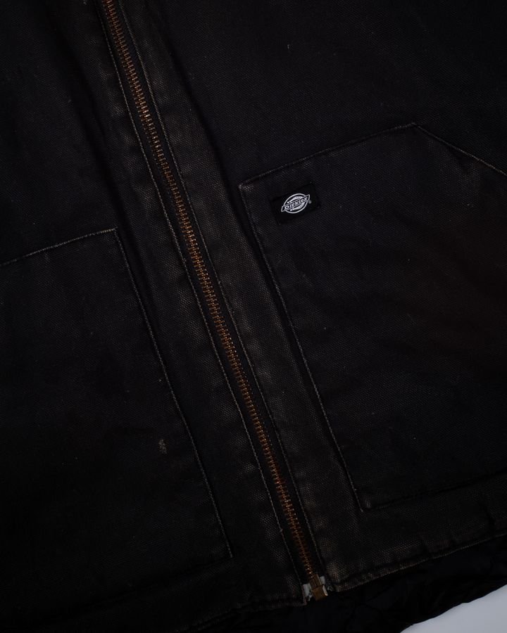 R0023899
