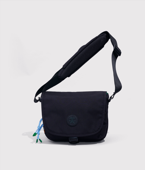 crumpler-5-million-dollar-home-black-6