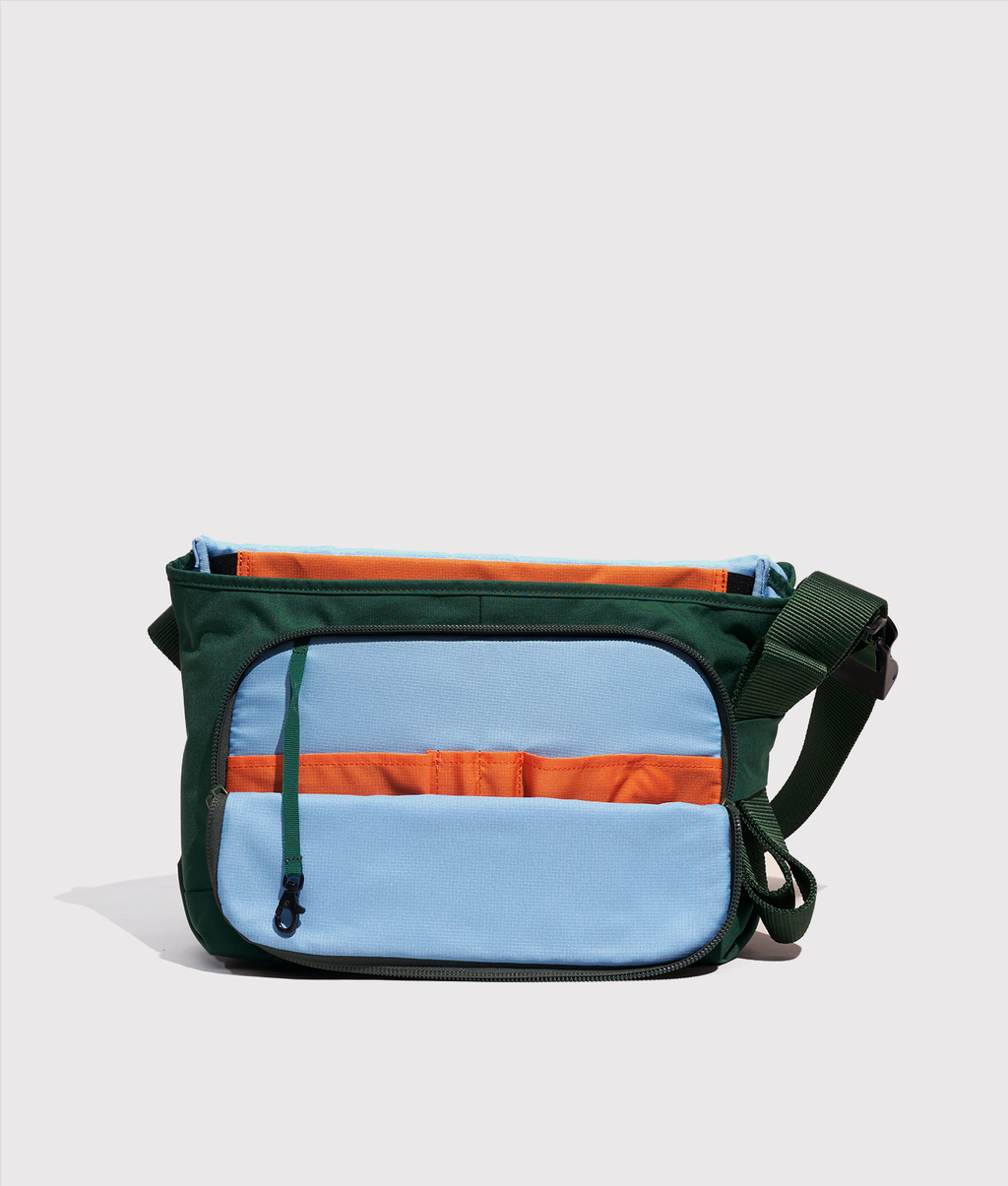 crumpler-brace-bag-geen-3