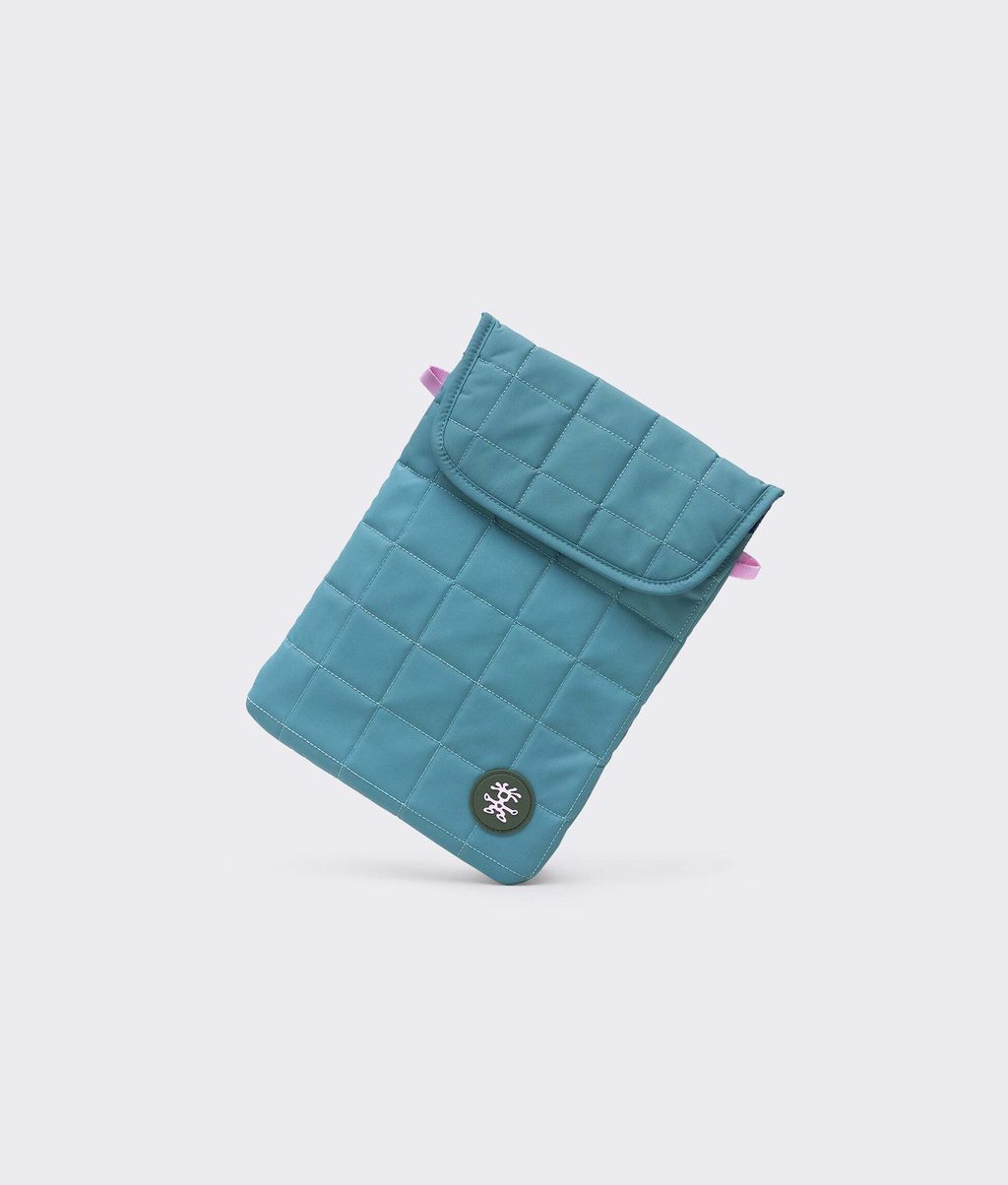 crumpler-padded-cell-16-mineral-blue-laptop-case-5