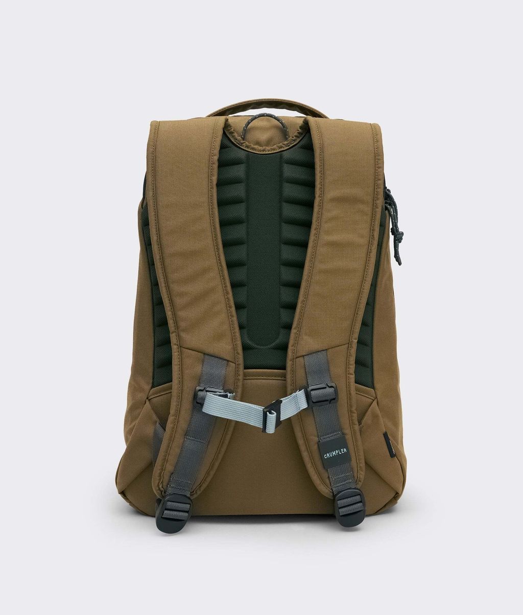 crumpler-round-table-banquet-backpack-olive-4