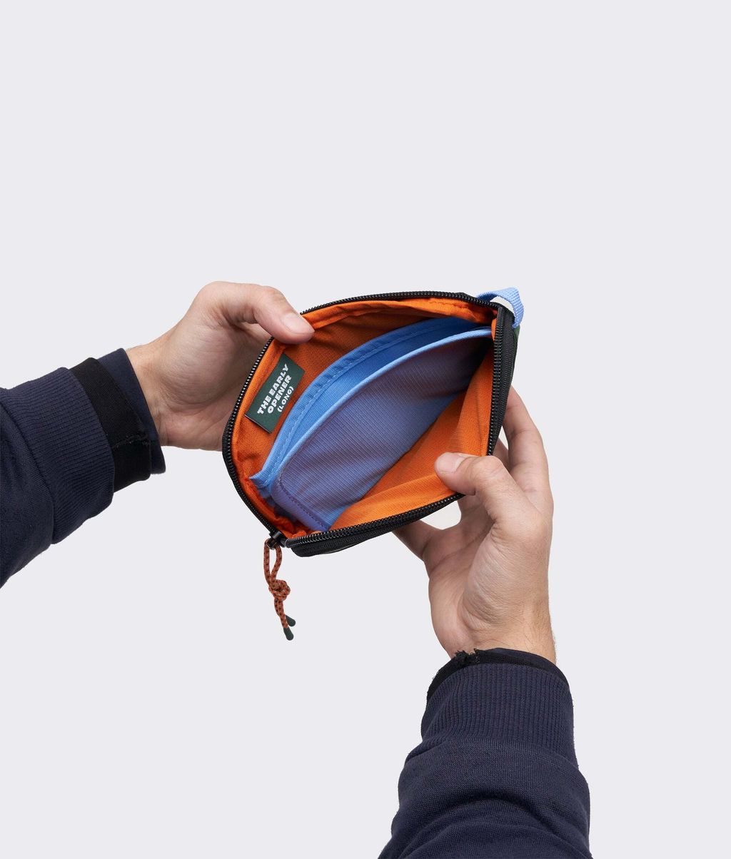 crumpler-early-opener-long-deep-green-3