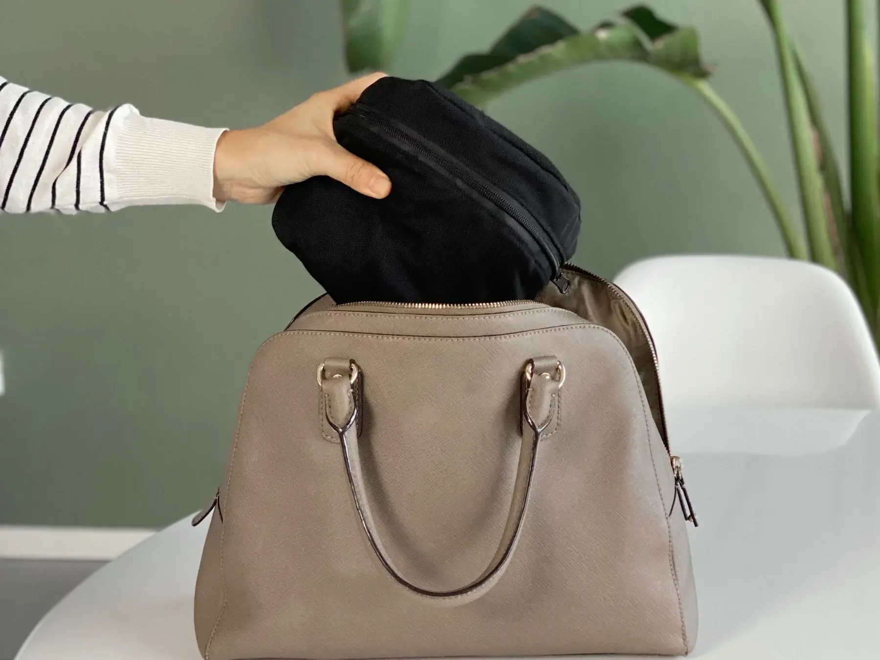 miamily-hipster-air-folded-compactly-to-fit-in-bag_1800x1800