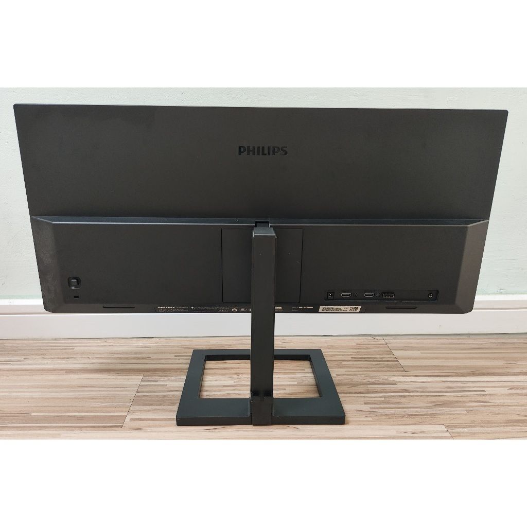 tw-11134207-7r98o-lxr0sxz84wti4a