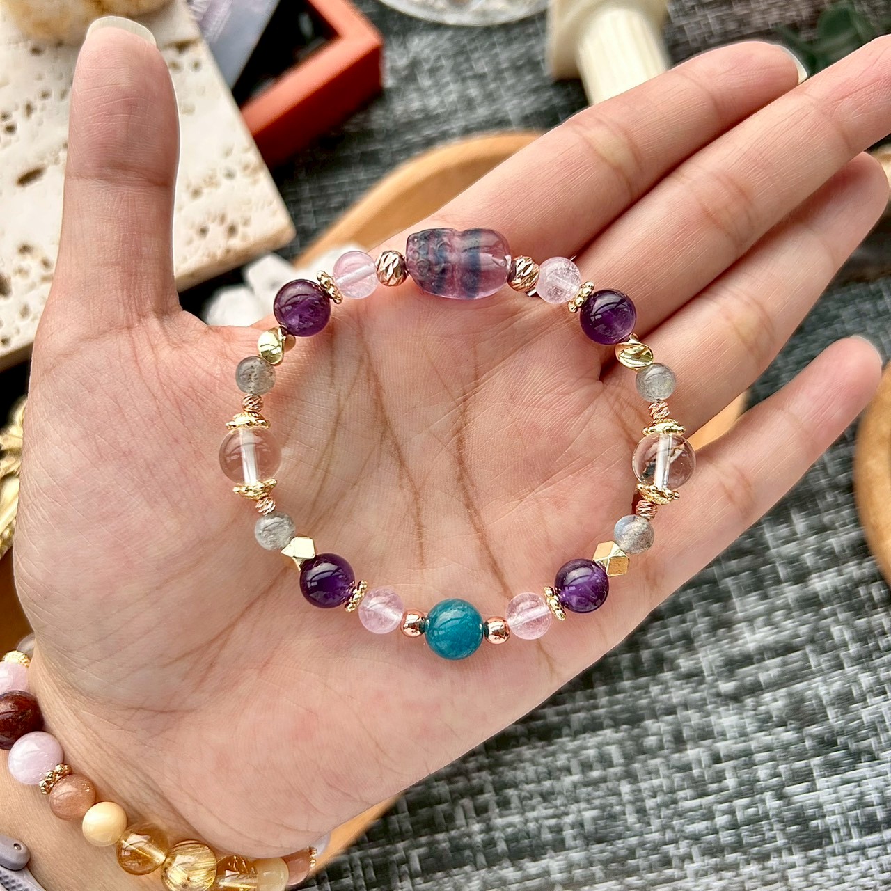 LINE_ALBUM_0410·【超甜價】能量寓意系列 - 智慧與理性｜螢石貔貅水晶手鍊_260410_10