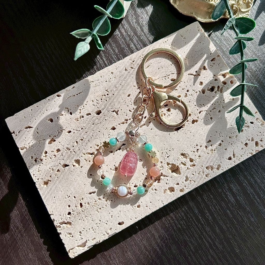 LINE_ALBUM_0913·夏日香氣｜草莓晶貔貅 - 掛飾鑰匙圈_250913_1