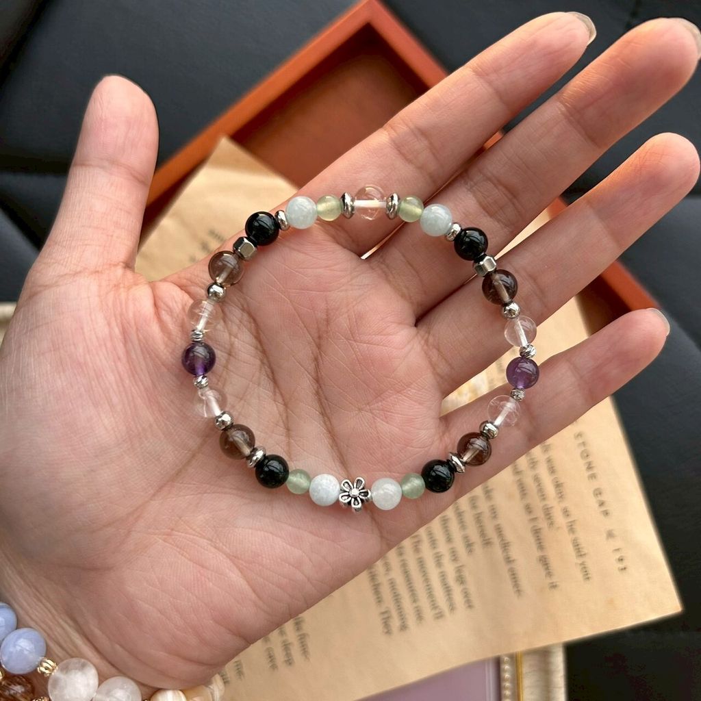 LINE_ALBUM_1114·夜幕森語🌲通用五行·水晶手鍊_251114_18