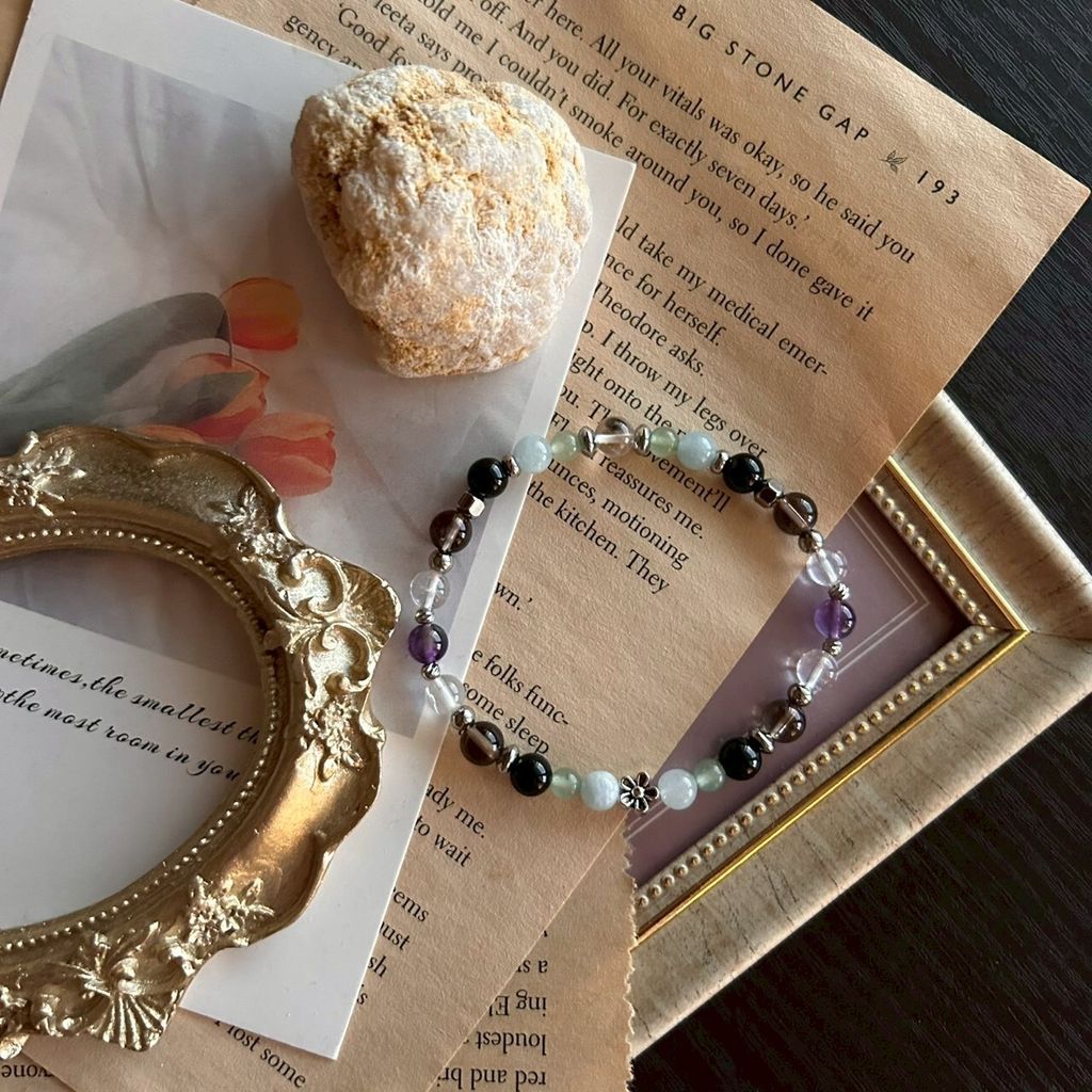 LINE_ALBUM_1114·夜幕森語🌲通用五行·水晶手鍊_251114_19