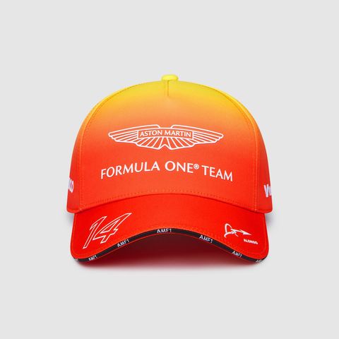 701231137001_pp_01_astonmartinf1