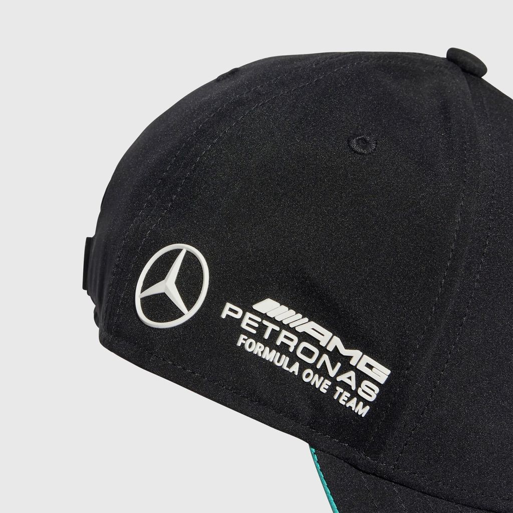 701237794001_pp_02_mercedes