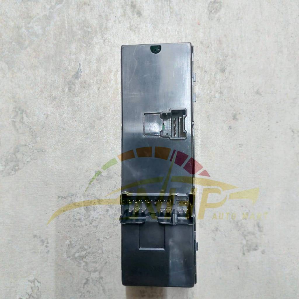 my-11134207-7r98t-lqo947bl8vkl03