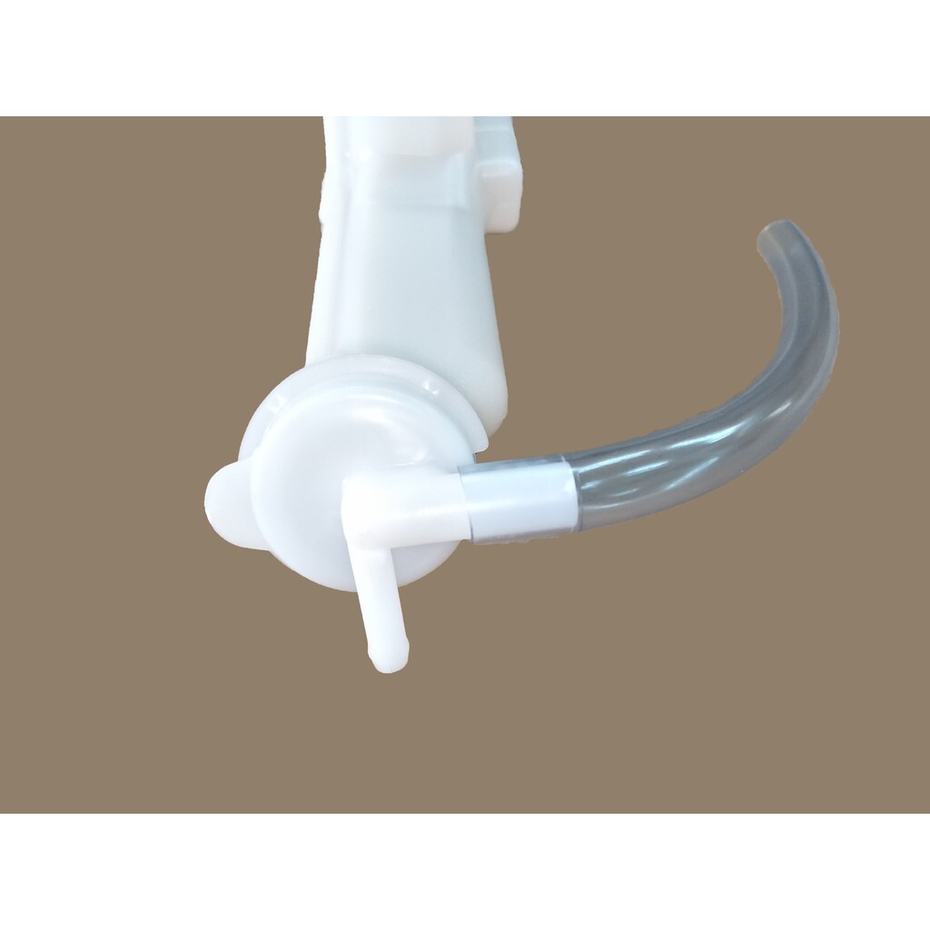 03b98665f239f253bb0d7bddb18736a1