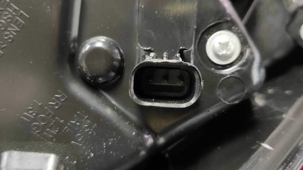 TBA0016-18E001-2T (3 Pin)