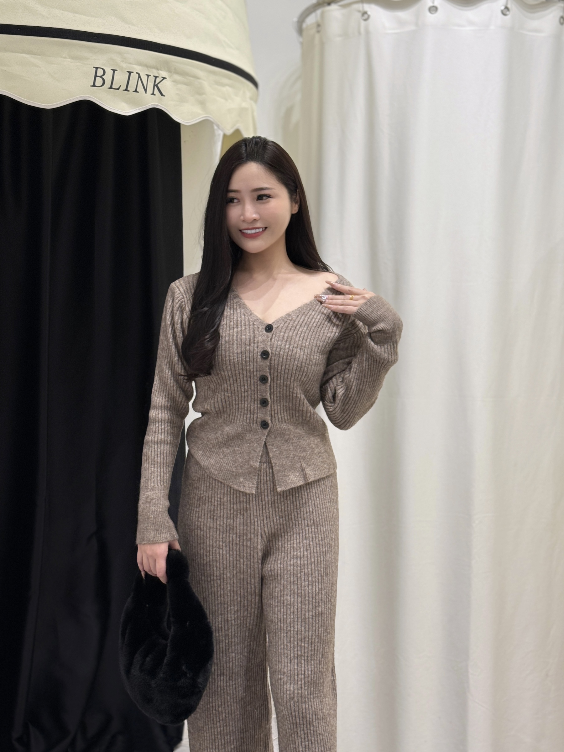 image_EB5B4998-FC91-4D68-B37B-320C9036B893_1764909590