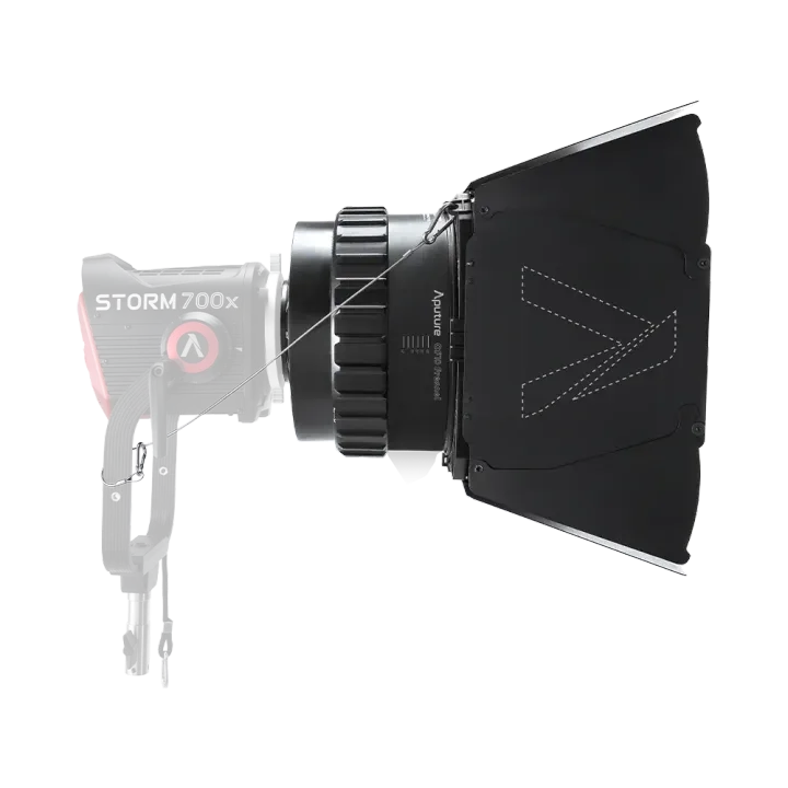 CF10Fresnel_BarnDoor_2_3b9acf0e-4f3e-4b83-af8a-f442d95b53a3.png