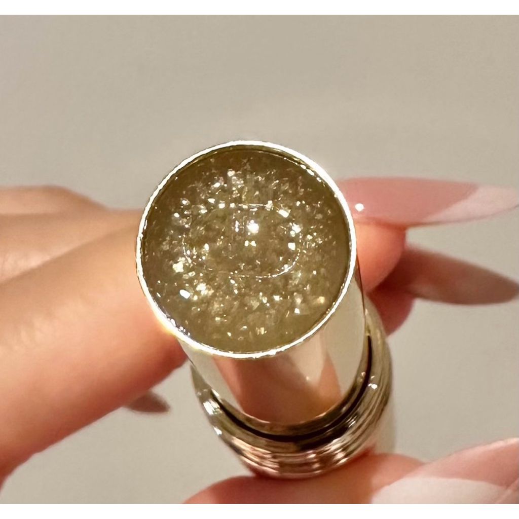 tw-11134207-820la-mlxn7xa0m7ltcc