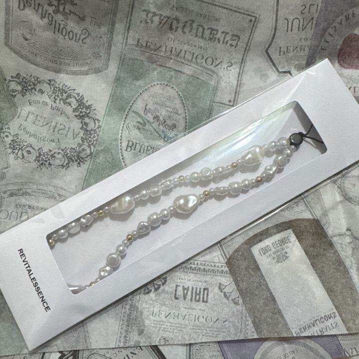 tw-11134207-820la-mogeel9vz0gbe9