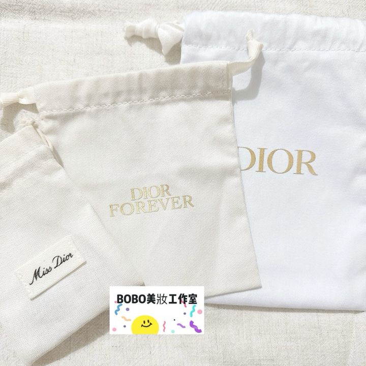 tw-11134207-7r992-lxoxmhicr7e851