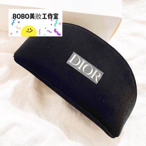 tw-11134207-7qul1-lg0j964297nl04