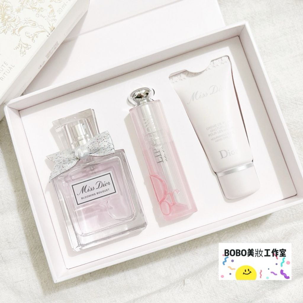 tw-11134207-7r98x-lnglcds6zsqh57