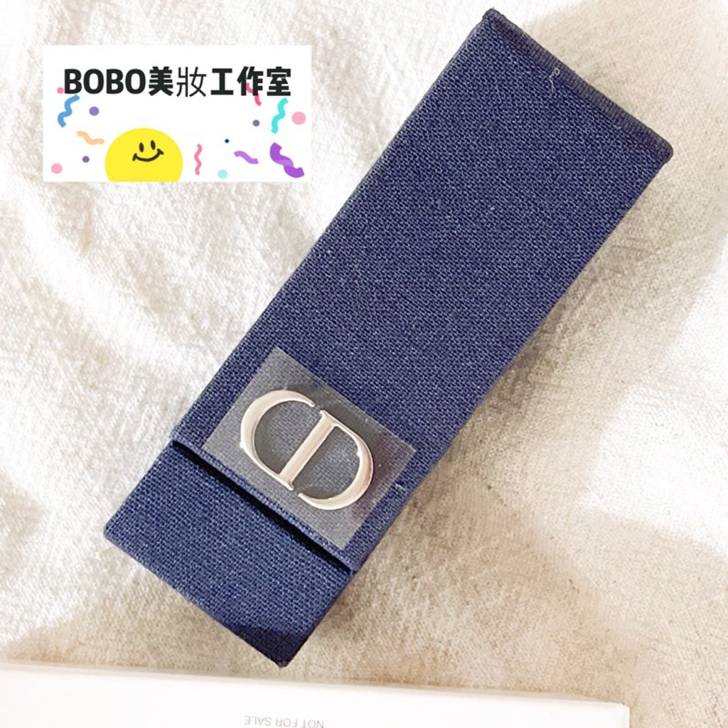 tw-11134207-7qula-lg0jc0unvcox03