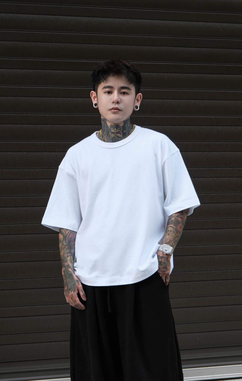 白3
