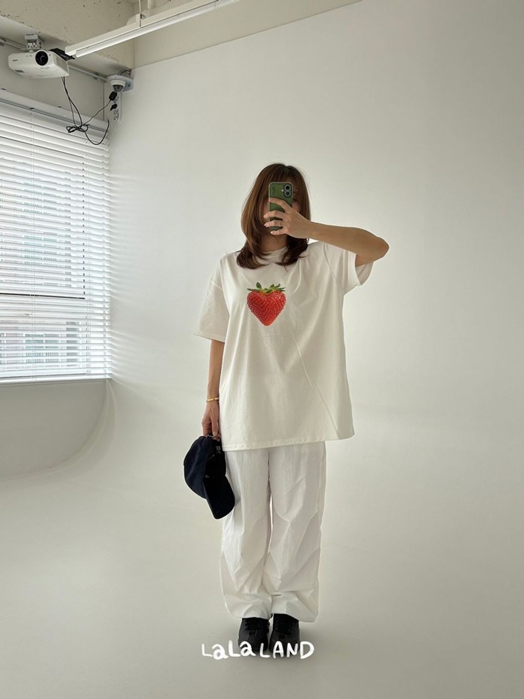 imgi_22_171_202604022320C