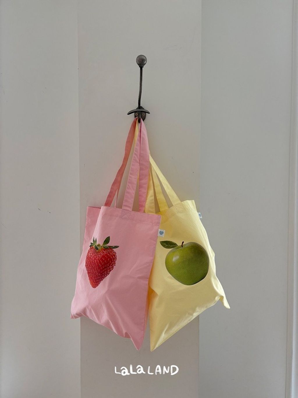 imgi_23_92_202604030118O