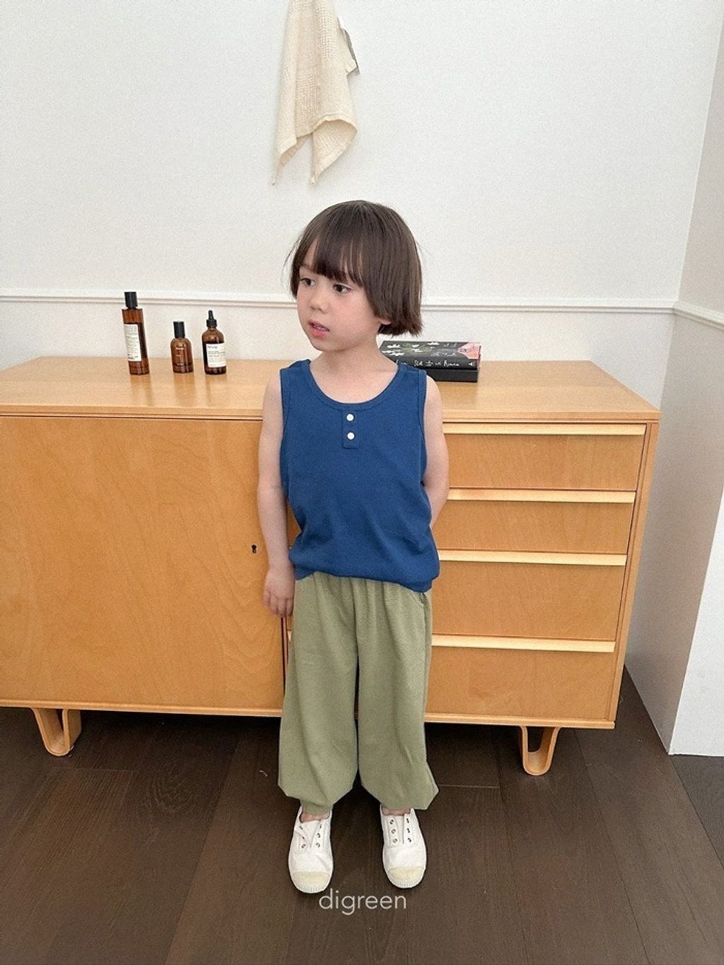 imgi_22_77_202604131704N